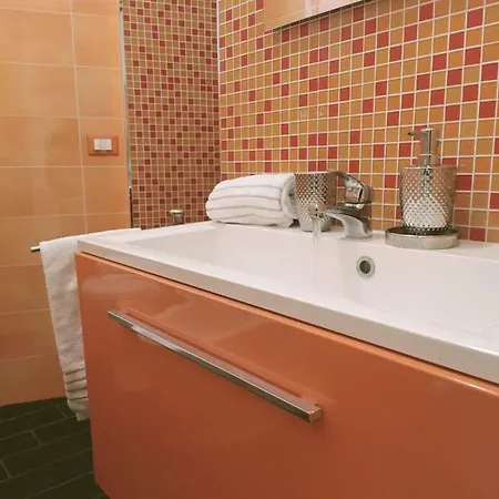 Skyline Su Apartment *