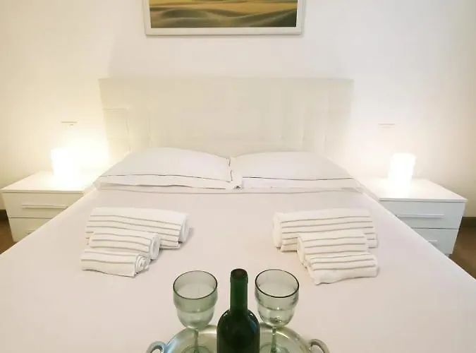 Skyline Su * San Remo