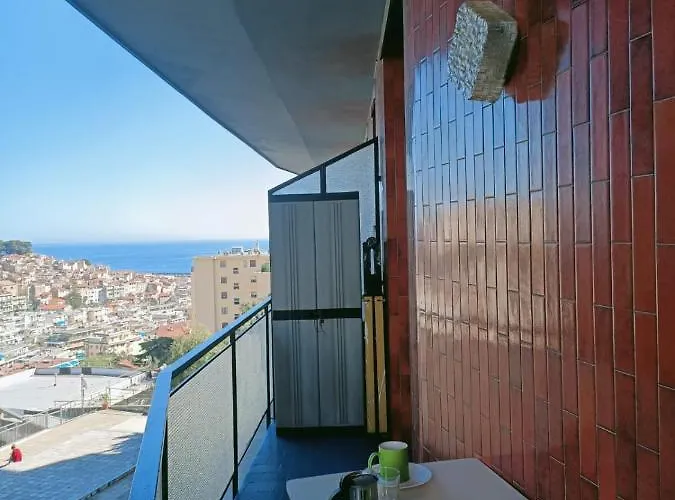 Skyline Su * San Remo